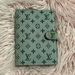 Louis Vuitton Gray Monogram Demin Agenda